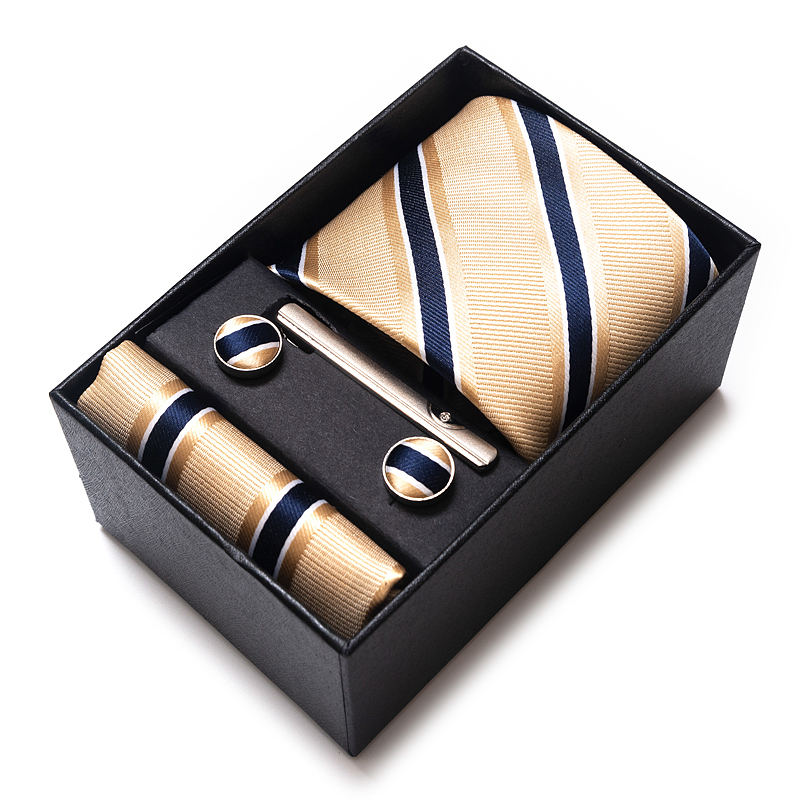 Brand Classic Holiday Gift Box - Men'S Accessories Gift Set Branded 评论和价格